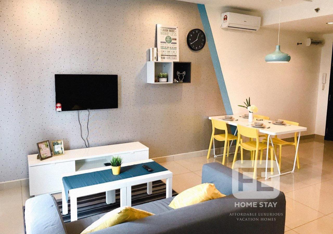 Netflix Wifi Trefoil Homestay Setia Alam Sacc Homestay Fe Shah Alam Esterno foto